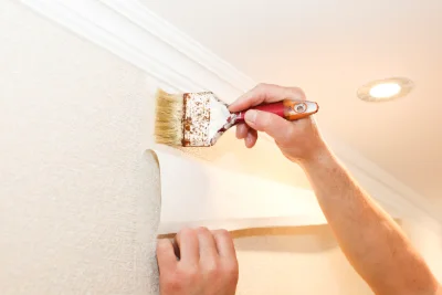 Pose de papier peint à Corenc — revêtements muraux et toiles de verre